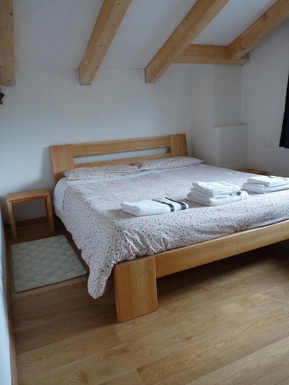 B&B Casa Sul Lago - Appartamenti Calceranica al Lago Room photo